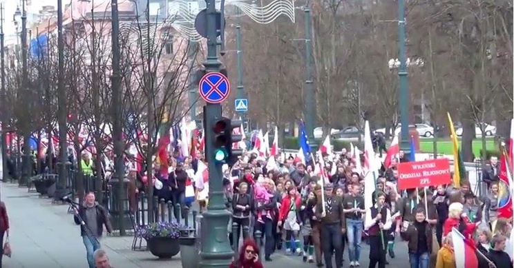 Polska manifestacja w Wilnie/fot. youtube